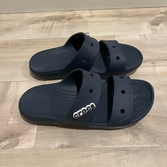 Navy Crocs classic slide sandals - Picture 4 of 4